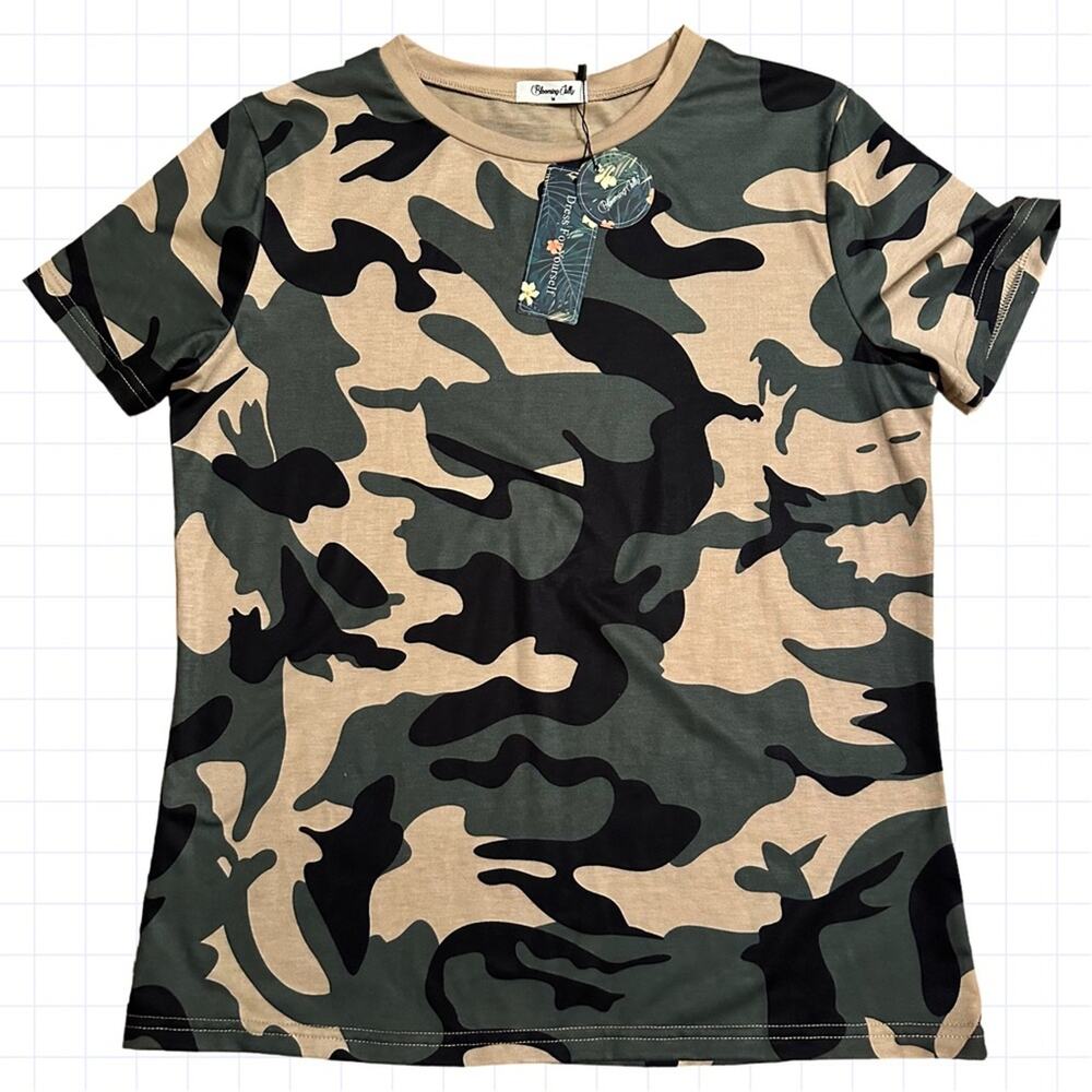Blooming Jelly Camo Print Tee‎ Top Womens Medium Tan Olive Green Black NWT